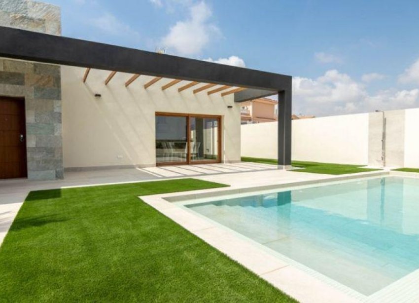 Obra nueva - Villa - Torrevieja - Los Altos