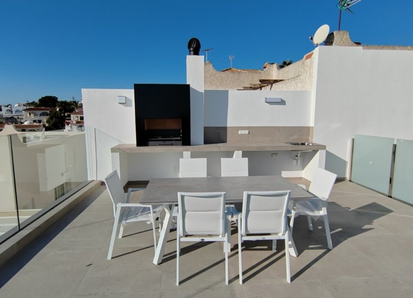 Obra nueva - Villa - Torrevieja - Los Balcones - Los Altos del Edén