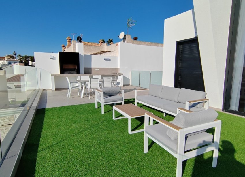 Obra nueva - Villa - Torrevieja - Los Balcones - Los Altos del Edén
