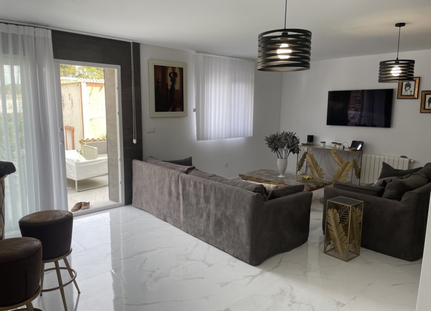 Obra nueva - Villa - Torrevieja - Los Balcones