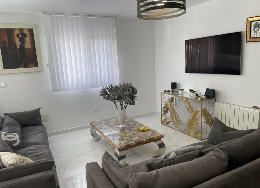 Obra nueva - Villa - Torrevieja - Los Balcones