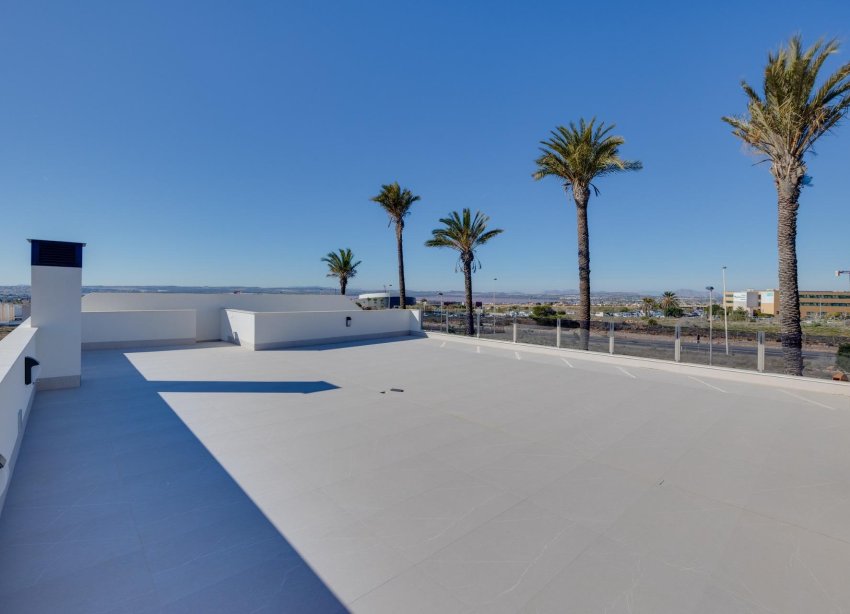 Obra nueva - Villa - Torrevieja - Sector 25