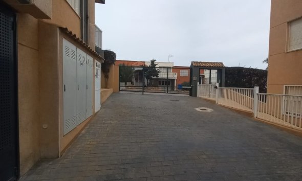 Parking - Rynek Wtórny - La Mata, Torrevieja - La Mata, Torrevieja