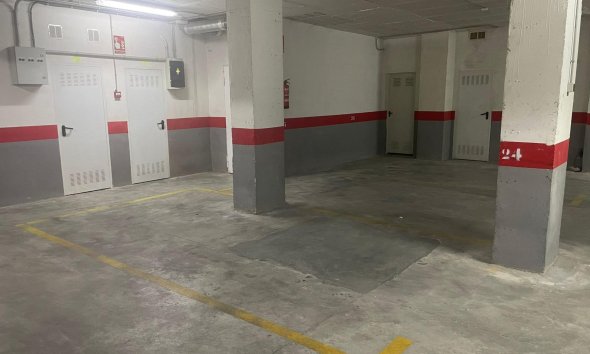 Parking Space / Garage - Reventa - Torrevieja - Centro