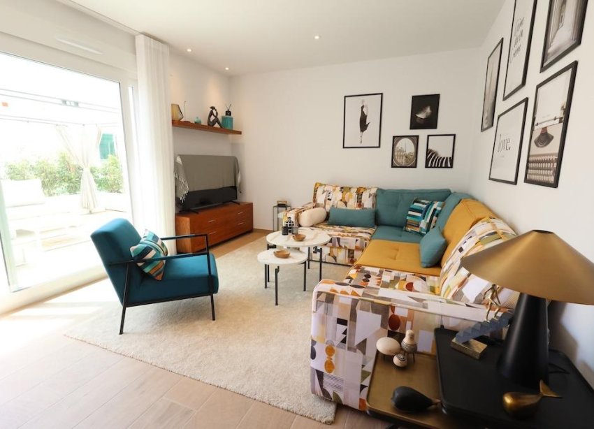 Resale - Apartament / Duplex - Algorfa - Comunidad valenciana