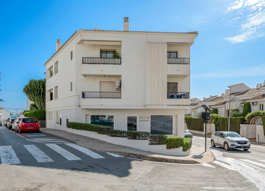 Resale - Apartament / Duplex - Altea