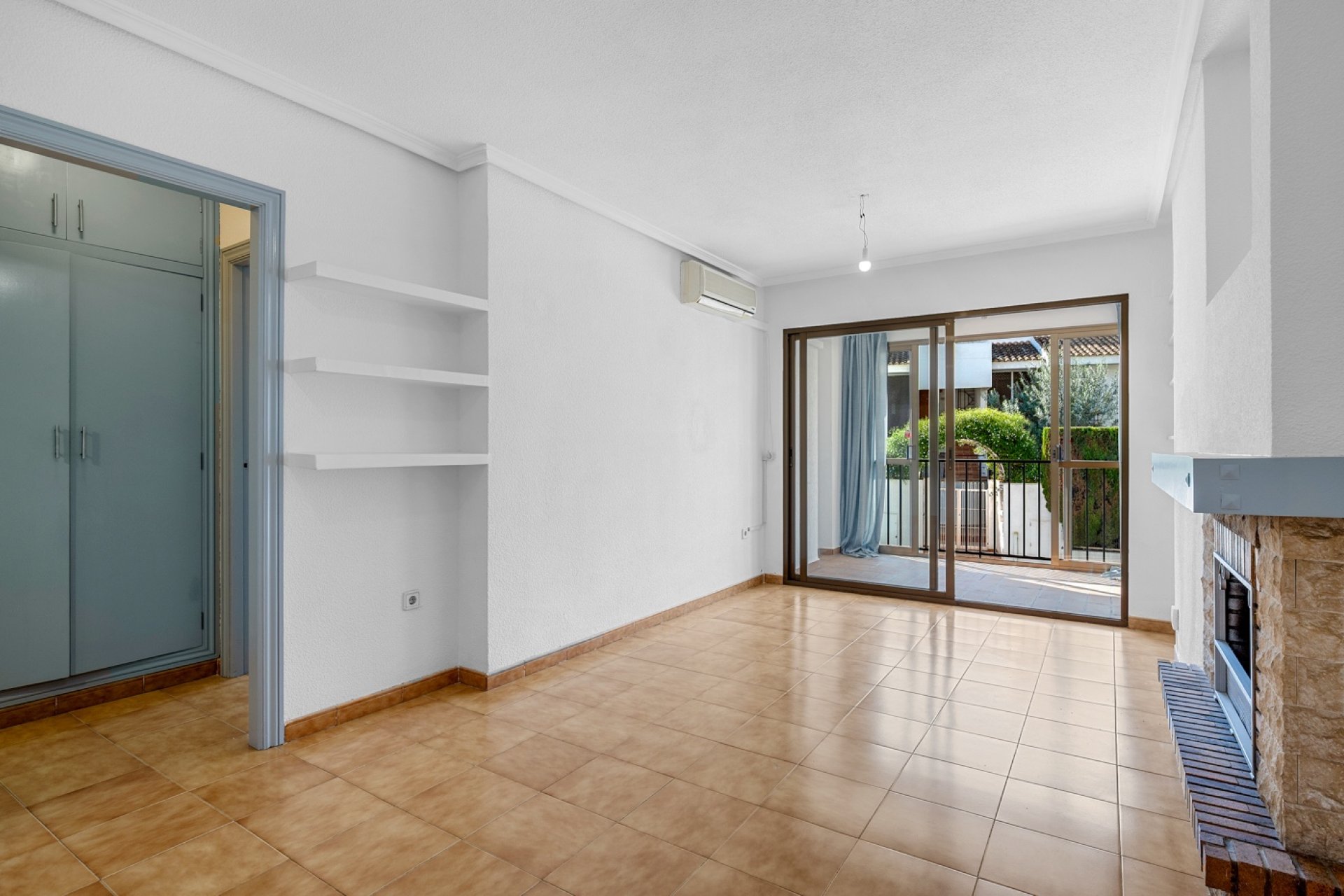 Resale - Apartament / Duplex - Altea