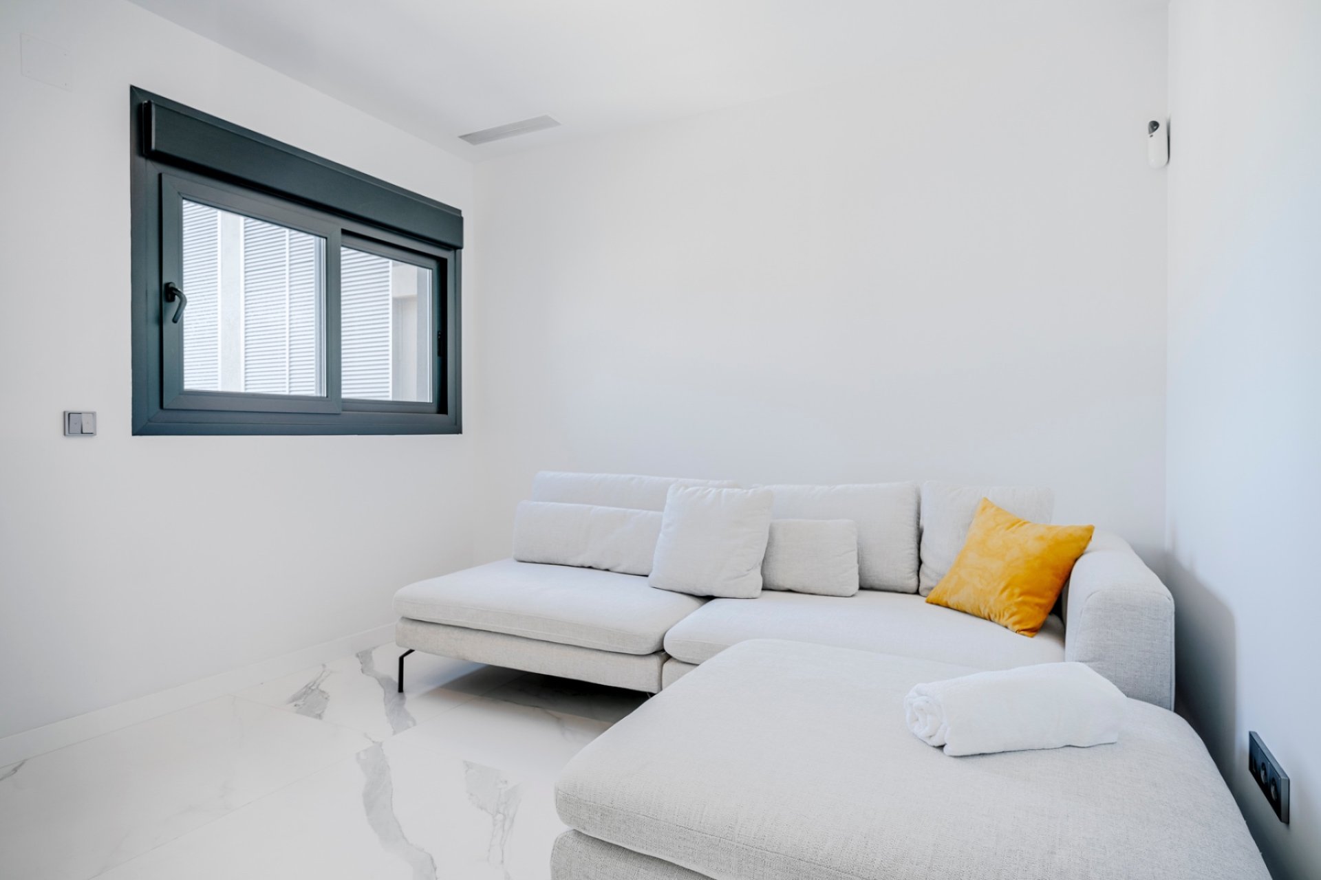 Resale - Apartament / Duplex - Benidorm