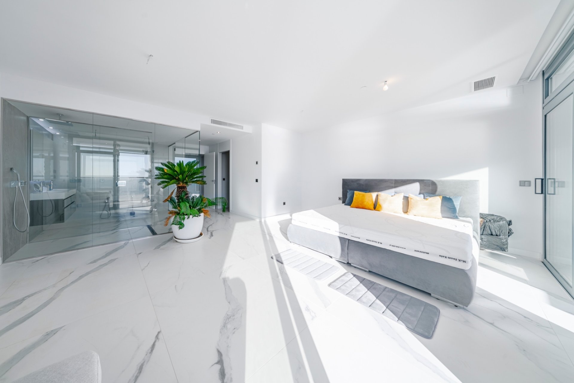 Resale - Apartament / Duplex - Benidorm