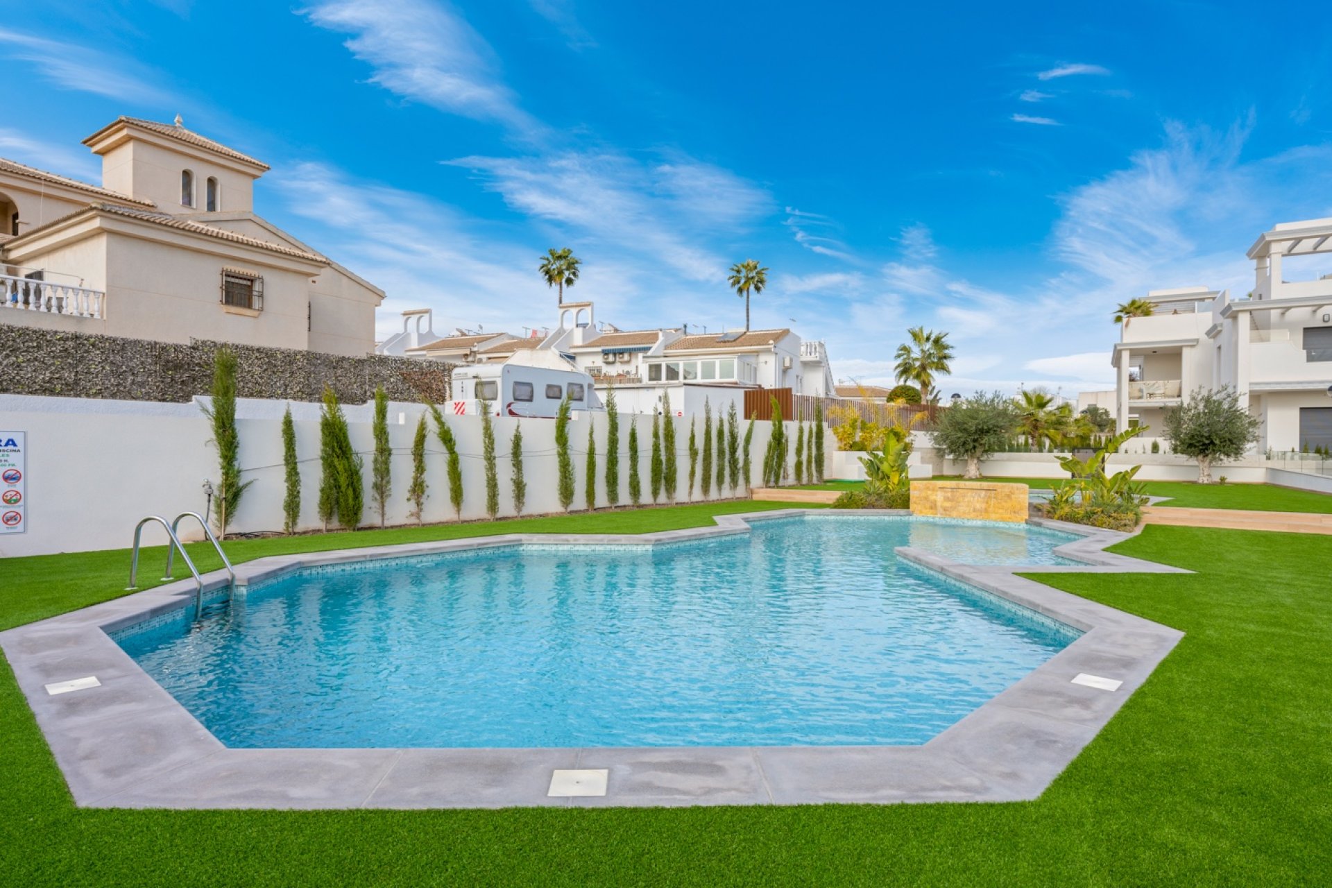 Resale - Apartament / Duplex - Ciudad Quesada