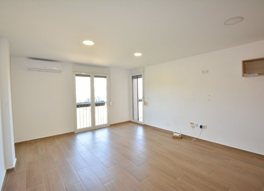 Resale - Apartament / Duplex - Guardamar del Segura - CERVANTES-PLAYA