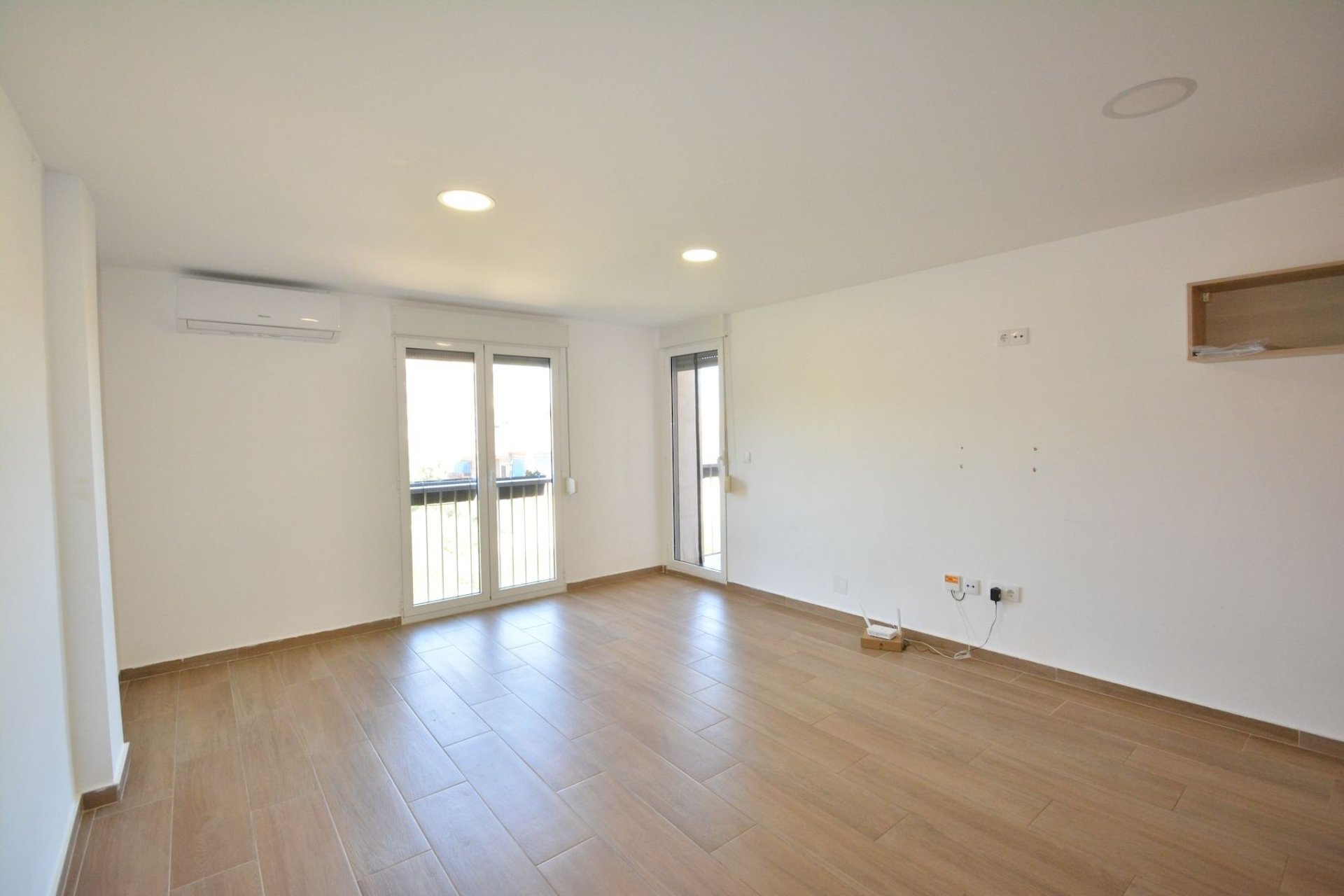 Resale - Apartament / Duplex - Guardamar del Segura - CERVANTES-PLAYA