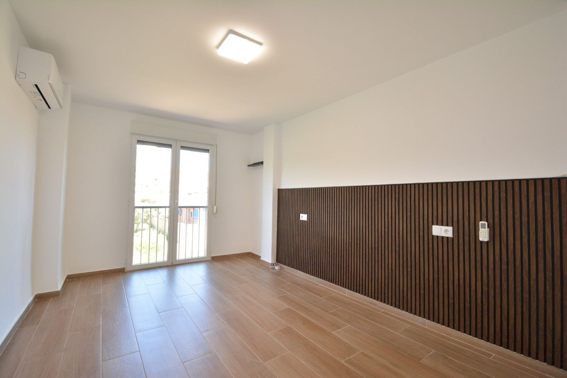 Resale - Apartament / Duplex - Guardamar del Segura - CERVANTES-PLAYA