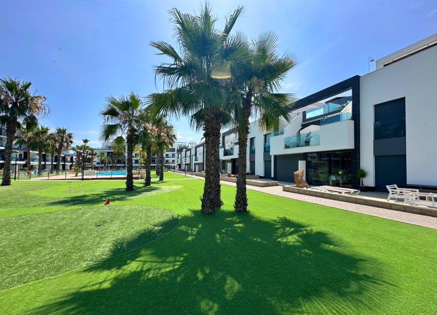Resale - Apartament / Duplex - Guardamar del Segura - El Raso