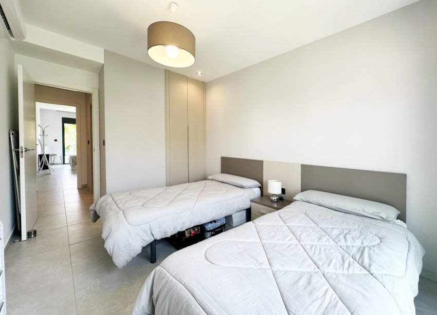 Resale - Apartament / Duplex - Guardamar del Segura - El Raso