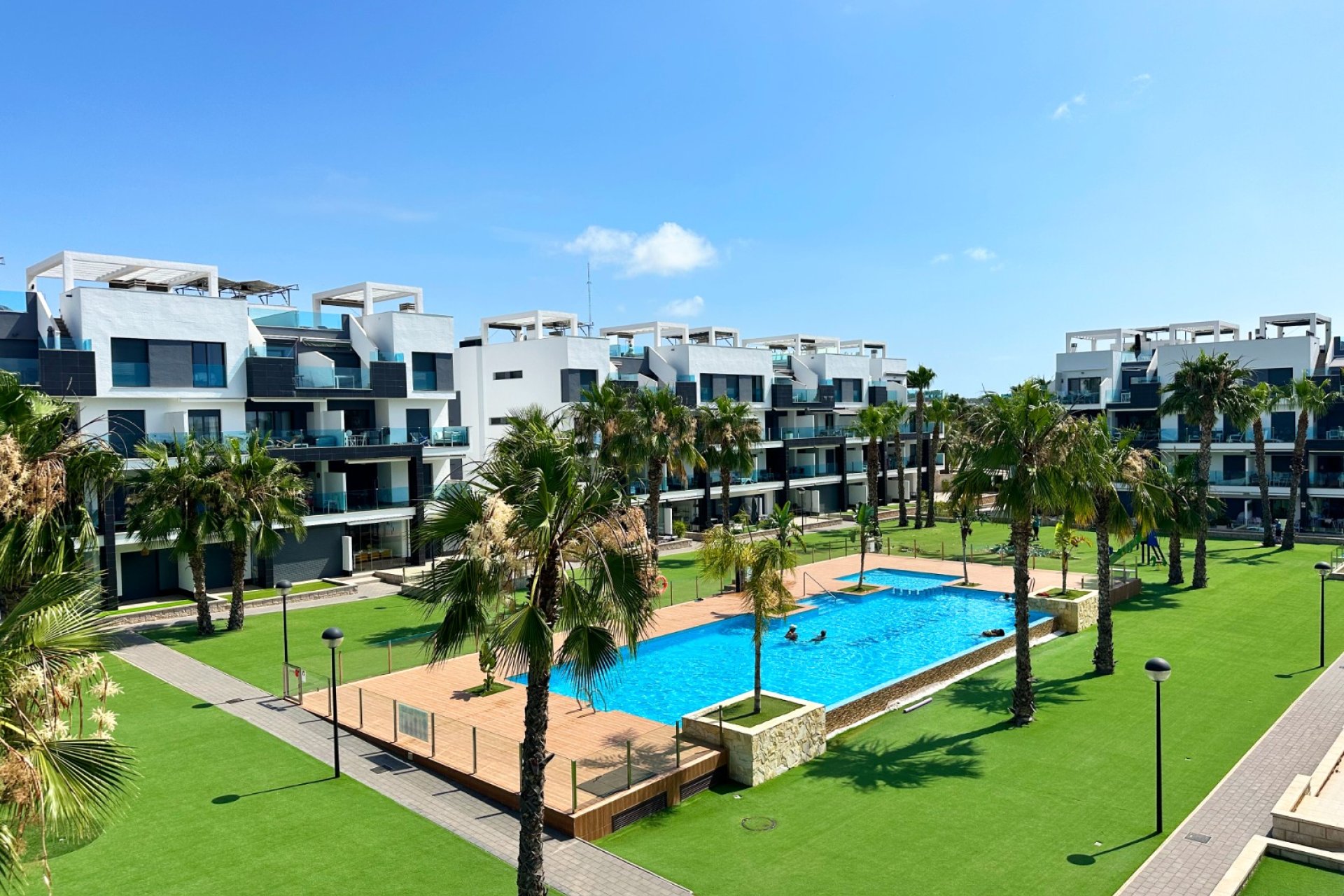 Resale - Apartament / Duplex - Guardamar del Segura - El Raso