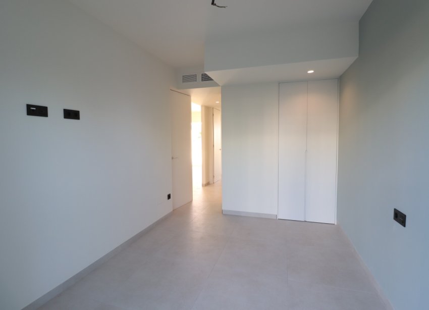 Resale - Apartament / Duplex - Guardamar del Segura - El Raso