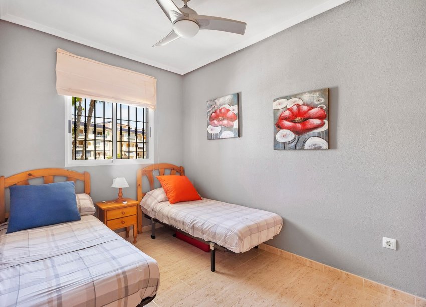 Resale - Apartament / Duplex - La Mata - Playa