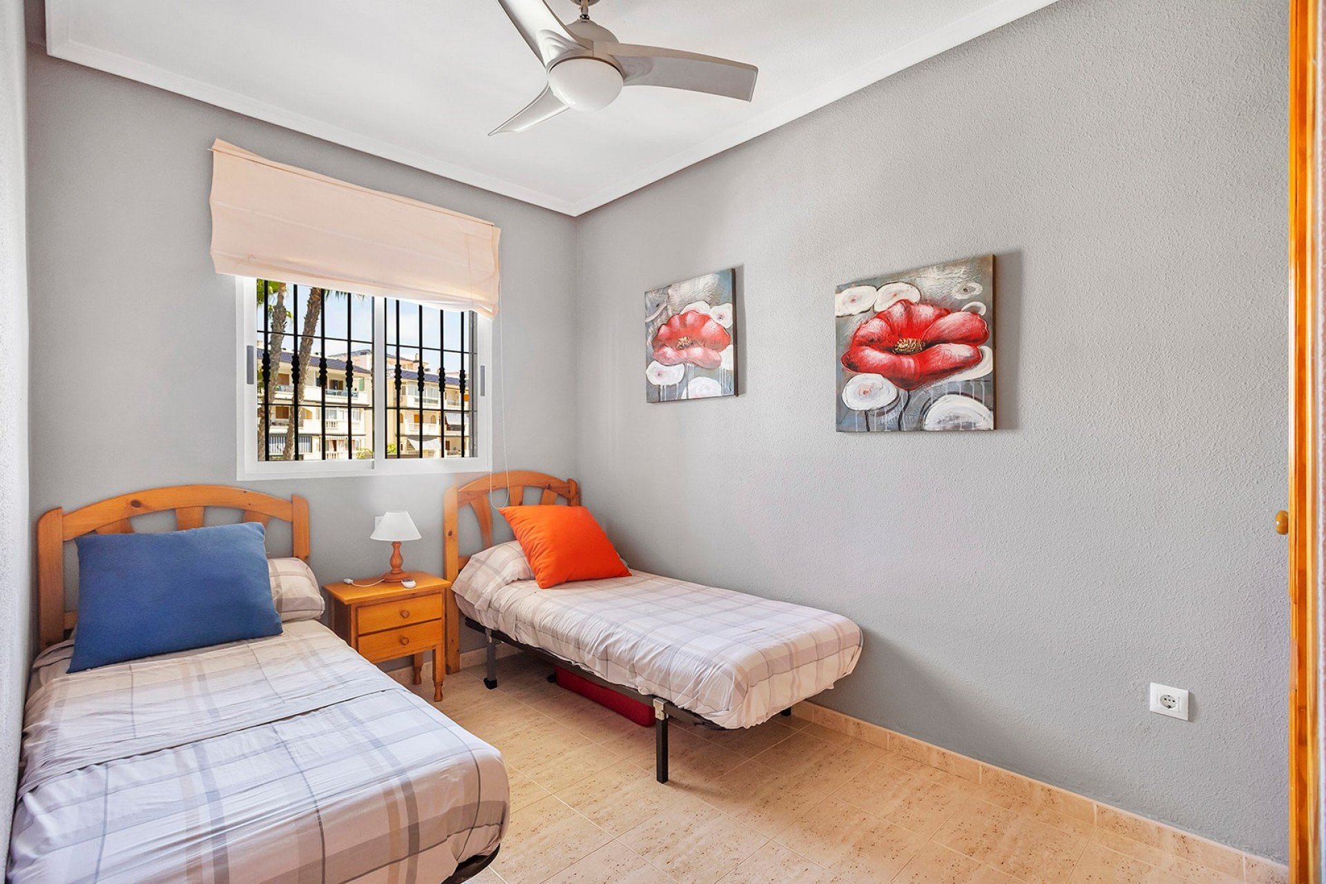 Resale - Apartament / Duplex - La Mata - Playa
