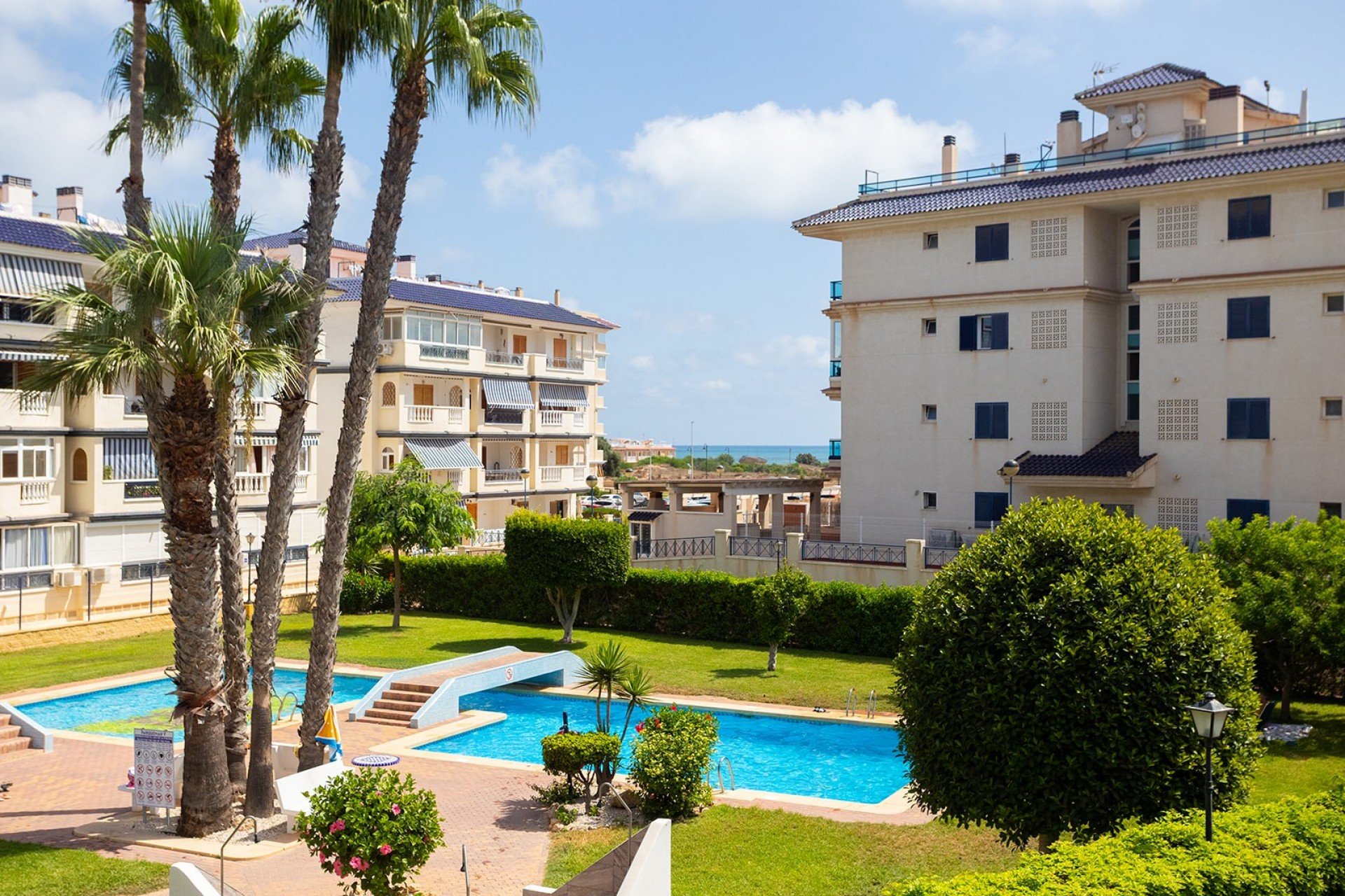 Resale - Apartament / Duplex - La Mata - Playa