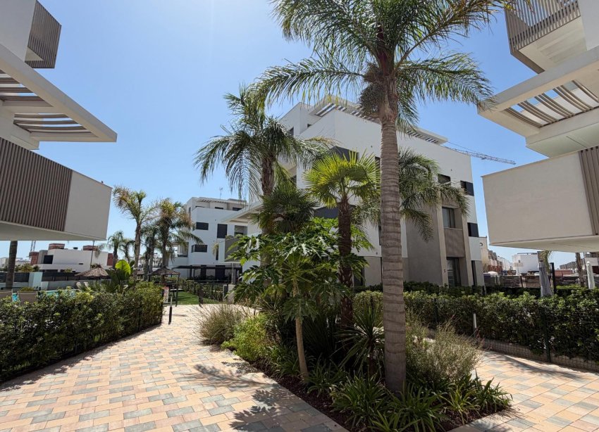 Resale - Apartament / Duplex - Los Alcazares - Dolores De Pacheco
