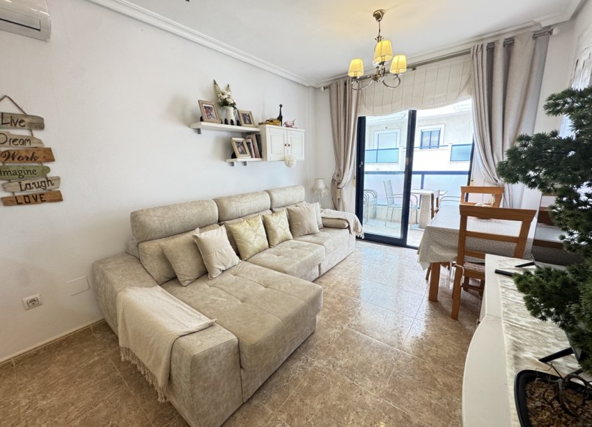 Resale - Apartament / Duplex - Orihuela Costa - Cabo Roig