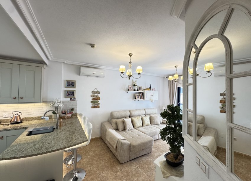Resale - Apartament / Duplex - Orihuela Costa - Cabo Roig