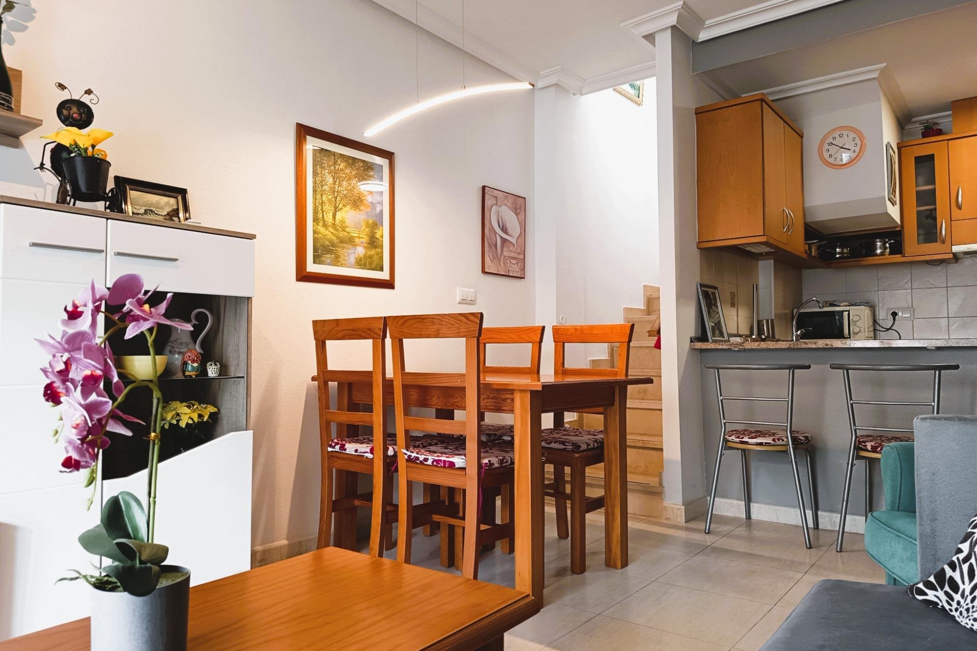 Resale - Apartament / Duplex - Orihuela Costa - Cabo Roig