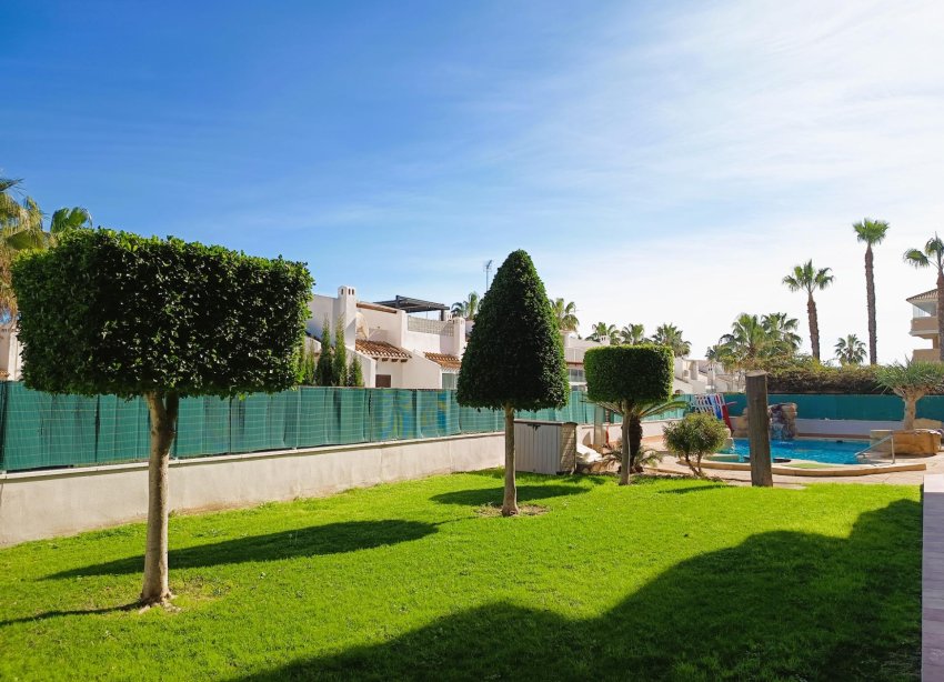 Resale - Apartament / Duplex - Orihuela Costa - Cabo Roig