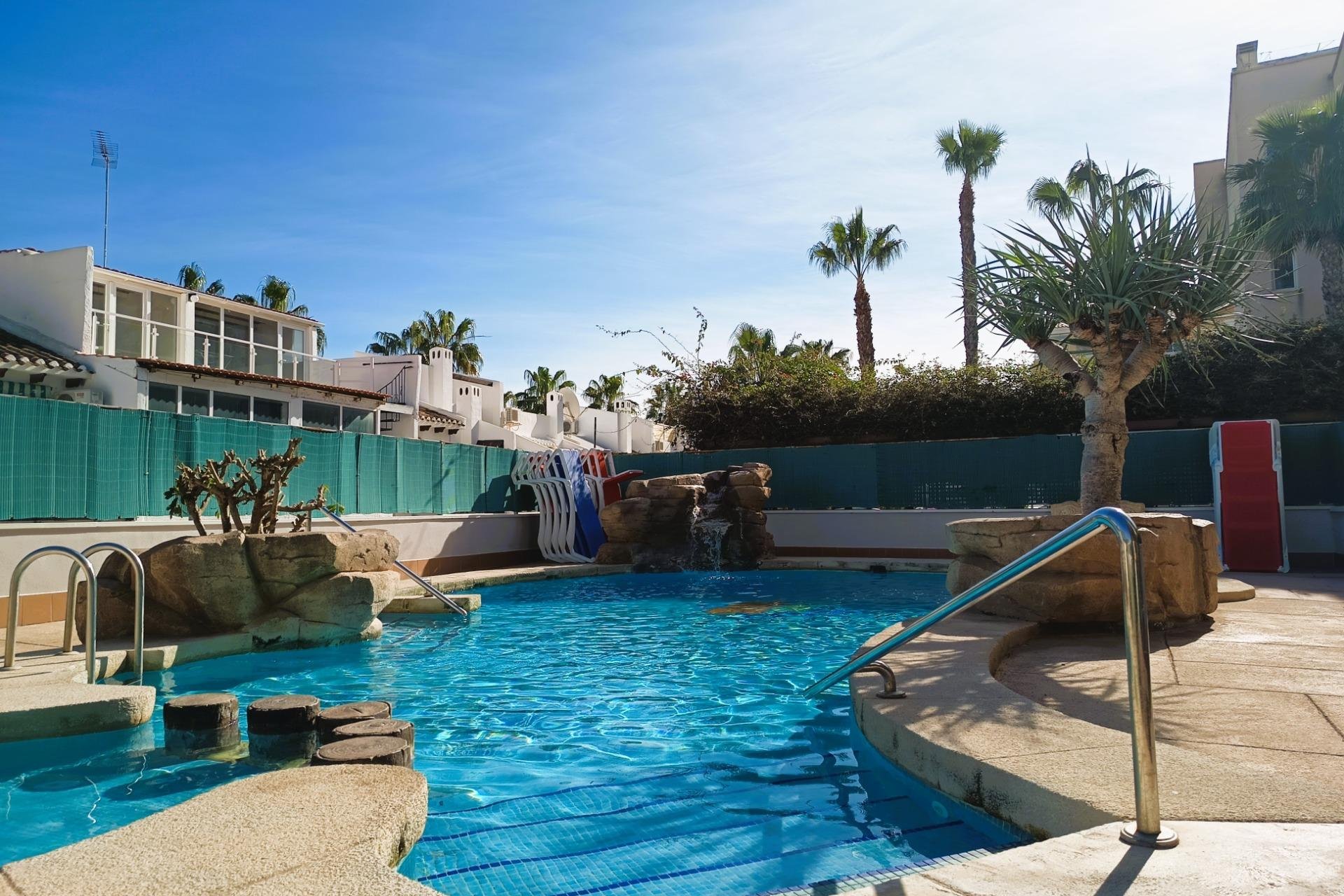 Resale - Apartament / Duplex - Orihuela Costa - Cabo Roig