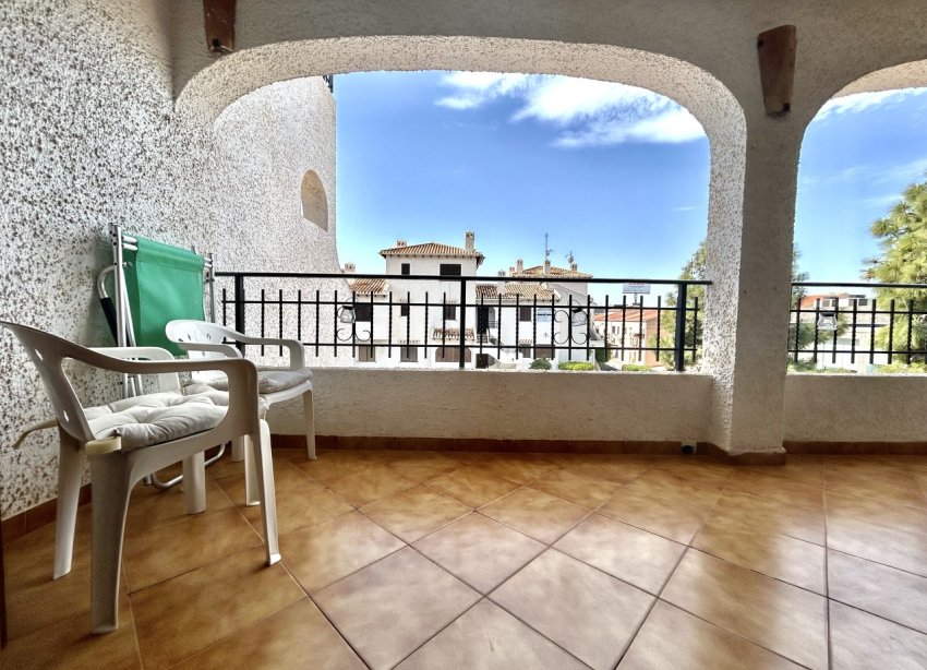 Resale - Apartament / Duplex - Orihuela Costa - Cabo Roig