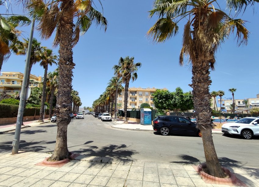 Resale - Apartament / Duplex - Orihuela Costa - Cabo Roig