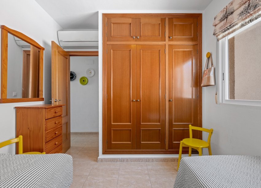 Resale - Apartament / Duplex - Orihuela Costa - Cabo Roig