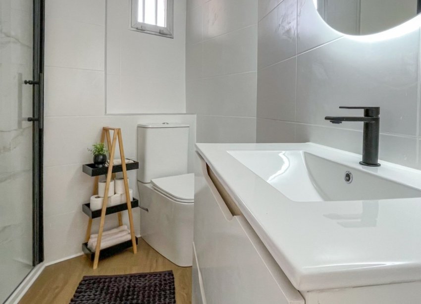 Resale - Apartament / Duplex - Orihuela Costa - Cabo Roig