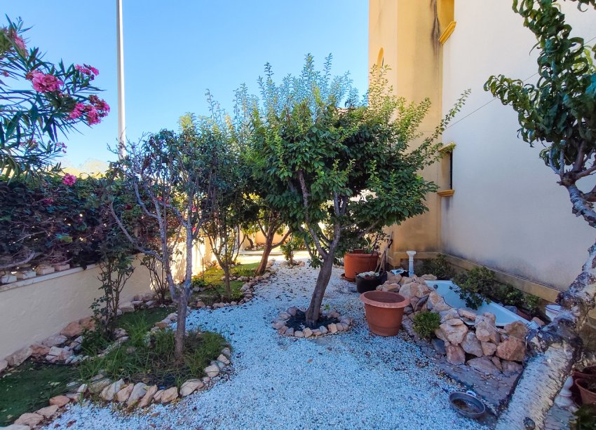 Resale - Apartament / Duplex - Orihuela Costa - Cabo Roig