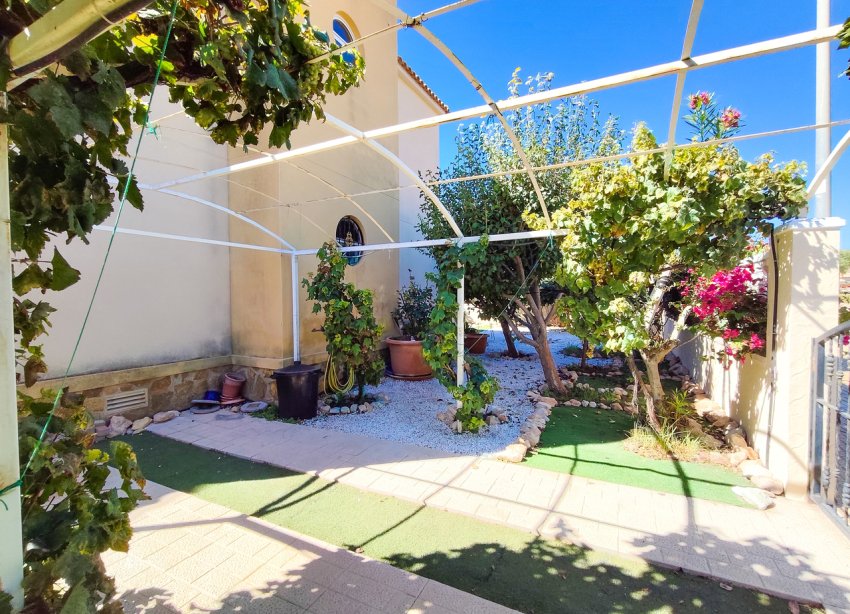Resale - Apartament / Duplex - Orihuela Costa - Cabo Roig