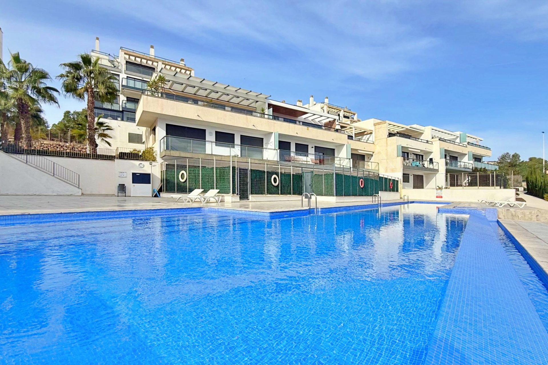 Resale - Apartament / Duplex - Orihuela Costa - Campoamor