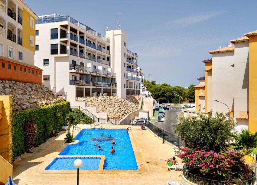 Resale - Apartament / Duplex - Orihuela Costa - Campoamor