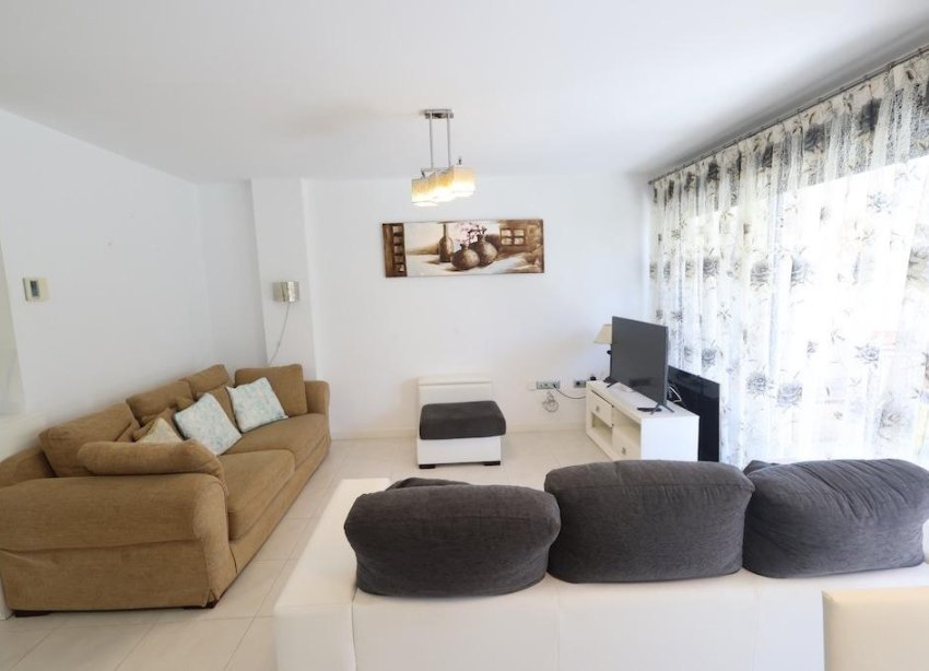 Resale - Apartament / Duplex - Orihuela Costa - Campoamor