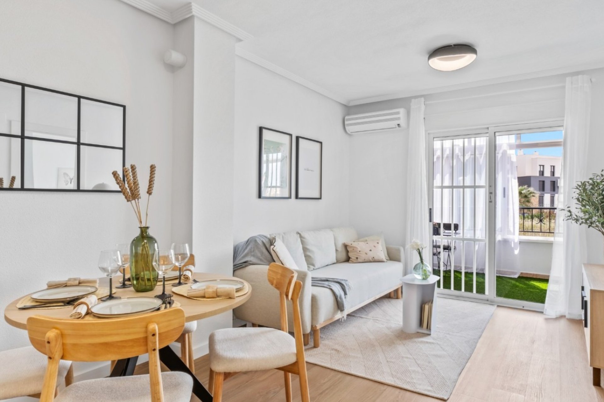 Resale - Apartament / Duplex - Orihuela Costa - La Florida