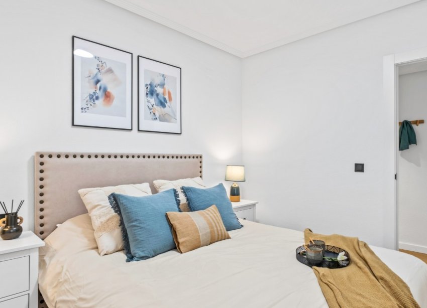 Resale - Apartament / Duplex - Orihuela Costa - La Florida