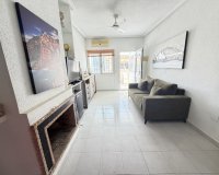 Resale - Apartament / Duplex - Orihuela Costa - La Florida