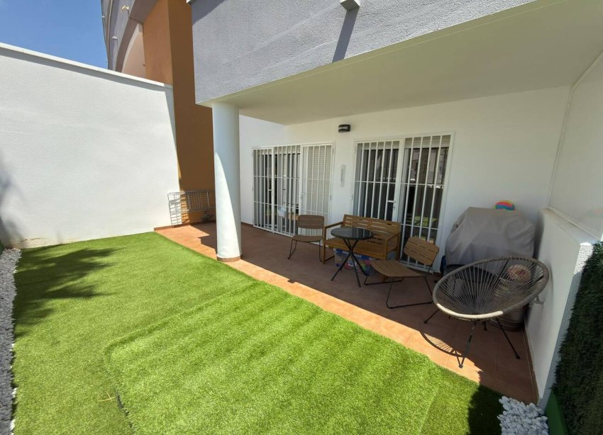 Resale - Apartament / Duplex - Orihuela Costa - La Fuente
