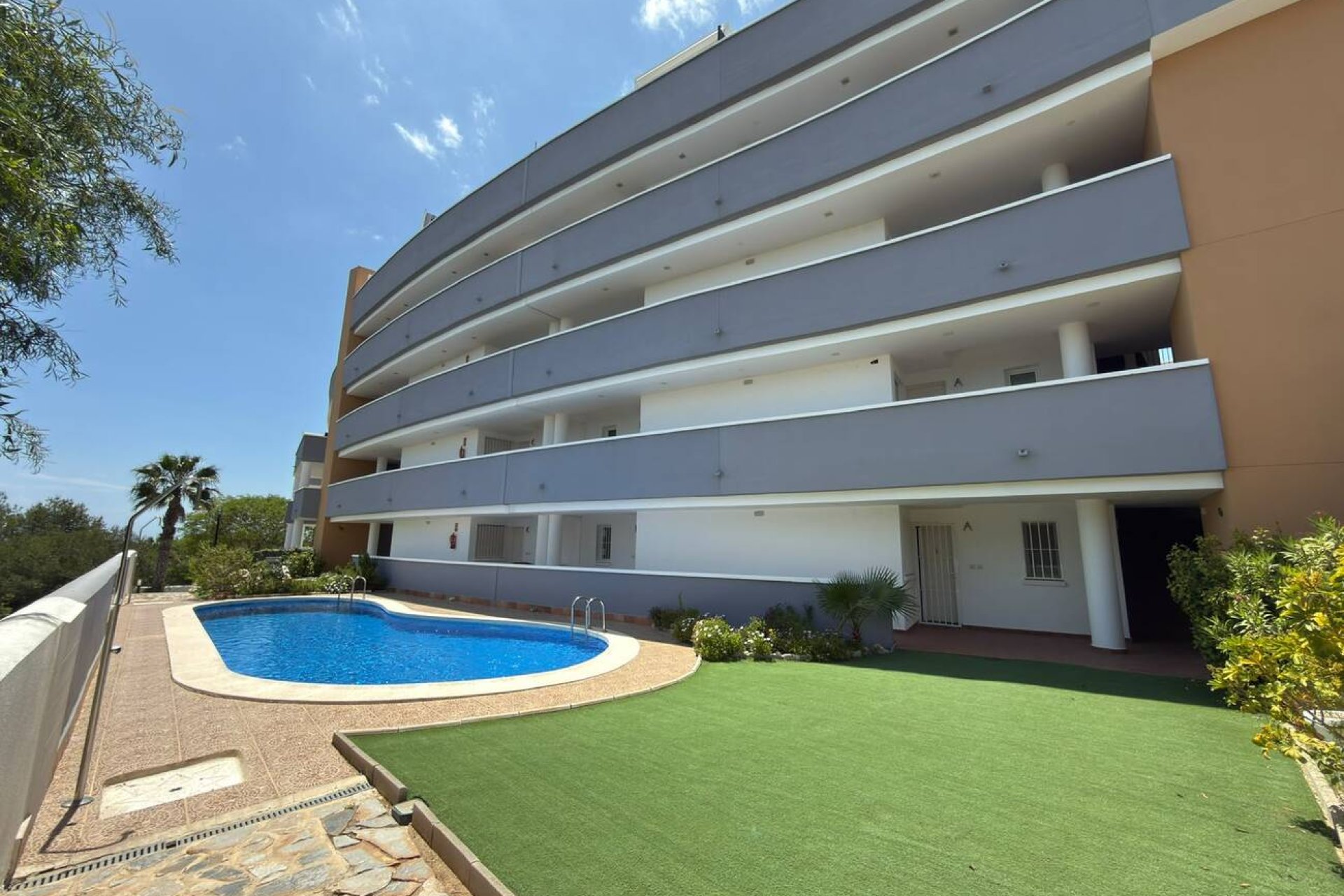 Resale - Apartament / Duplex - Orihuela Costa - La Fuente