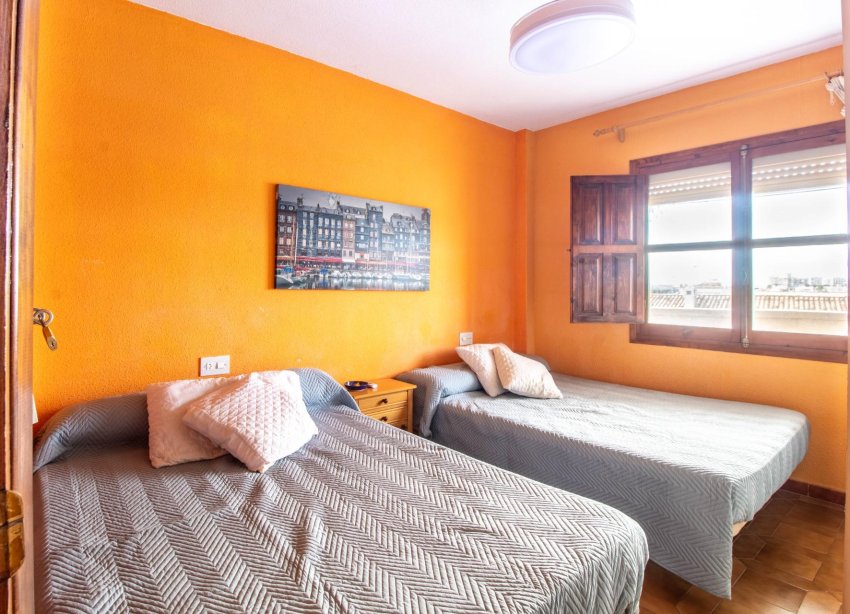 Resale - Apartament / Duplex - Orihuela Costa - La Regia