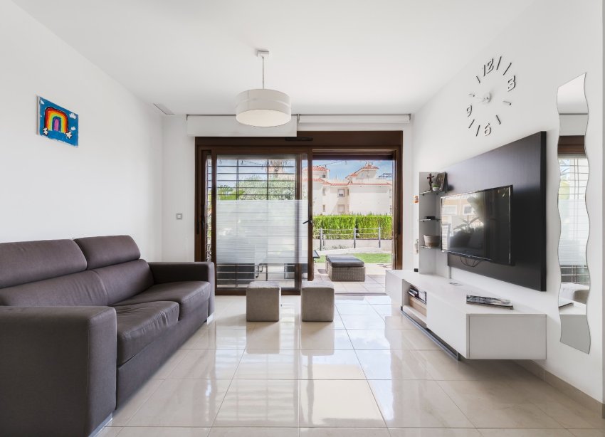 Resale - Apartament / Duplex - Orihuela Costa - La Zenia