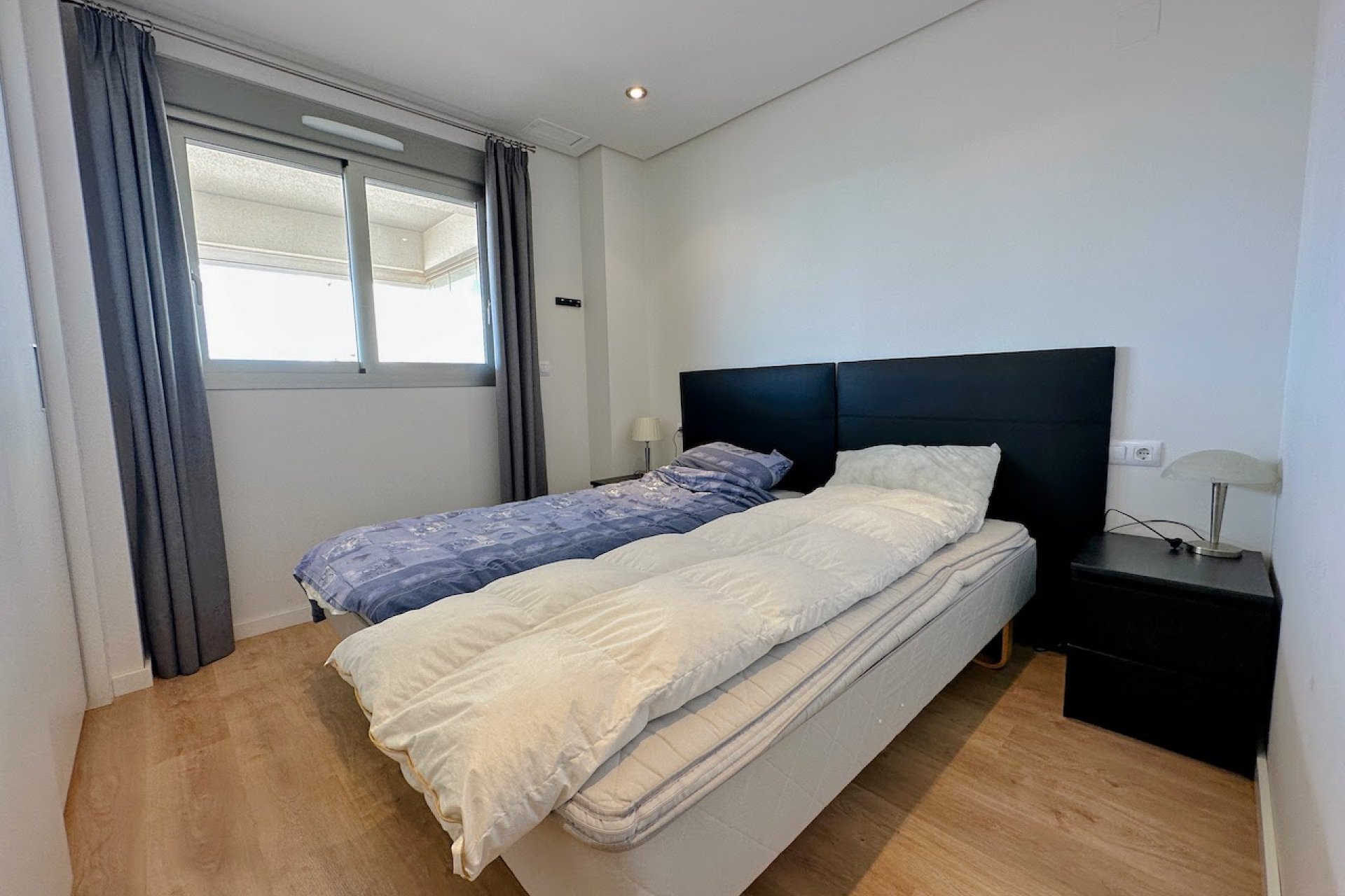 Resale - Apartament / Duplex - Orihuela Costa - La Zenia