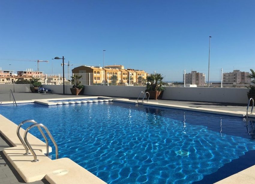 Resale - Apartament / Duplex - Orihuela Costa - La Zenia