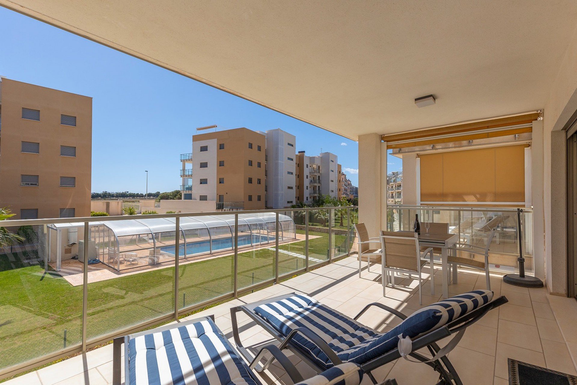 Resale - Apartament / Duplex - Orihuela Costa - La Zenia