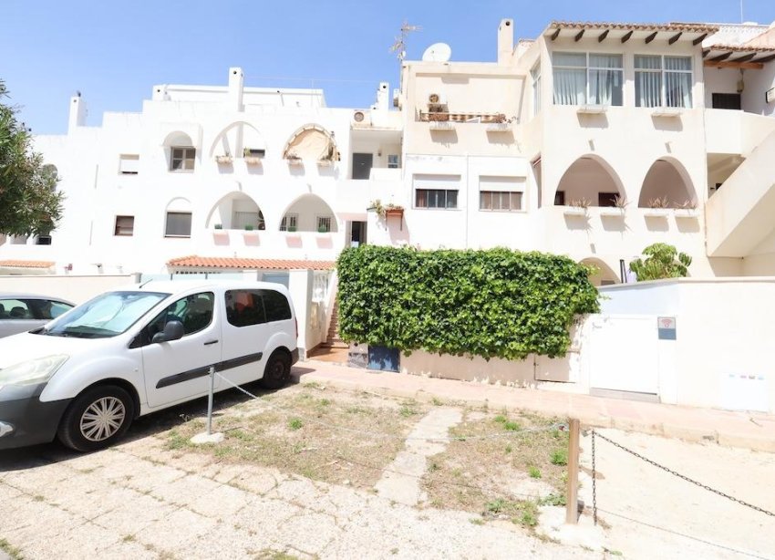 Resale - Apartament / Duplex - Orihuela Costa - La Zenia